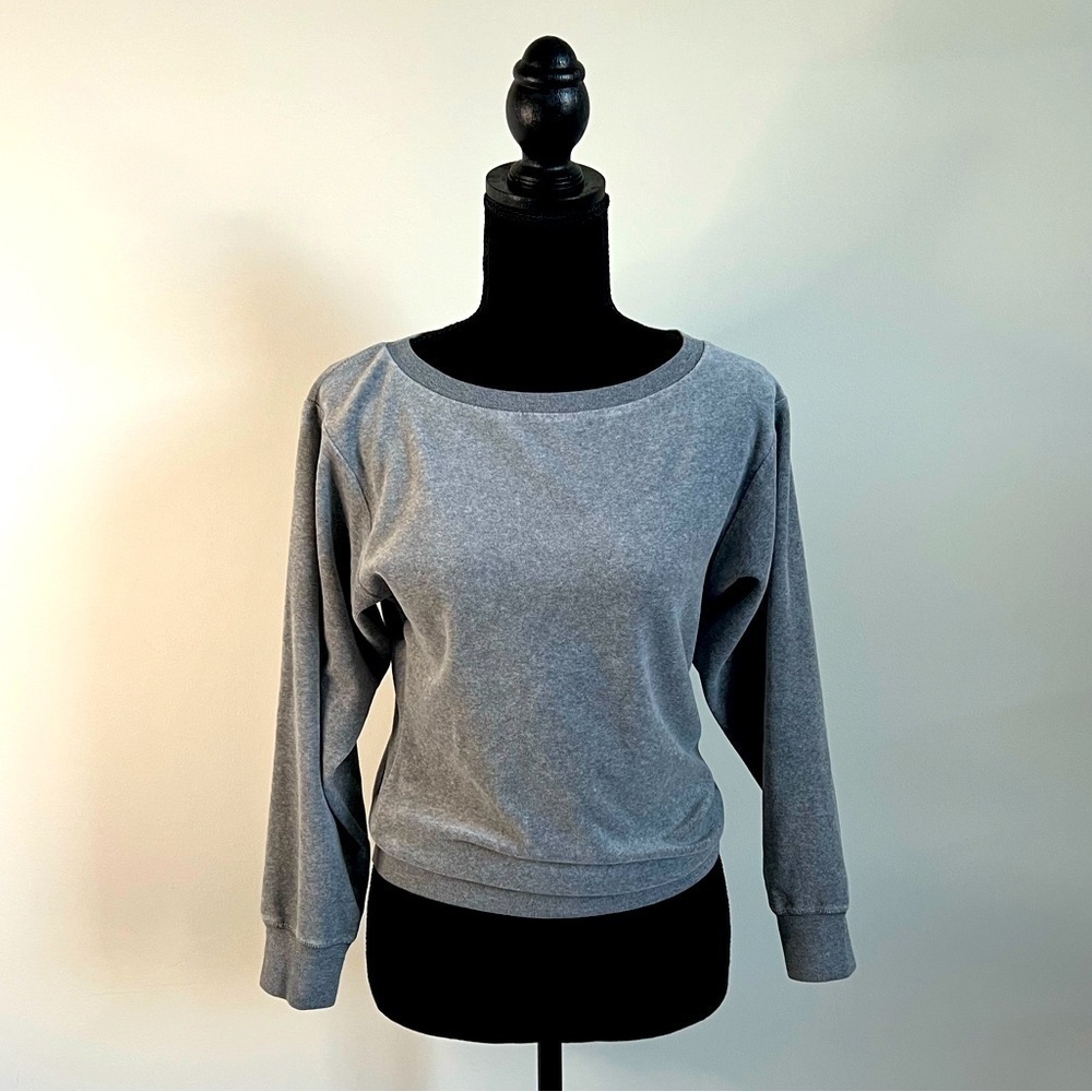 Giordano Ladies velour pullover women’s size Small